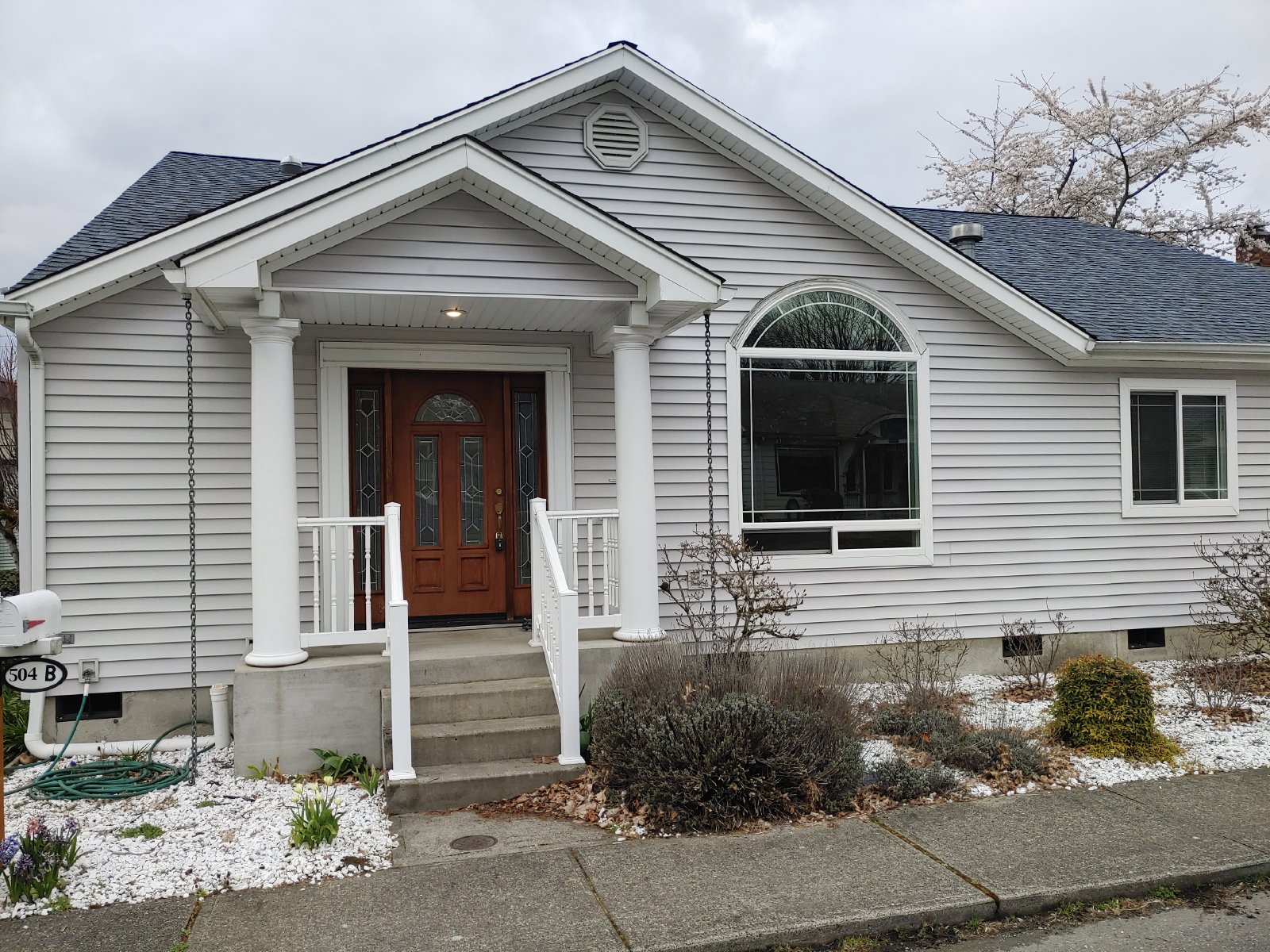 Remarkable find- 3 bed/2.5 bath duplex in  Tumwater-Olympia area property image