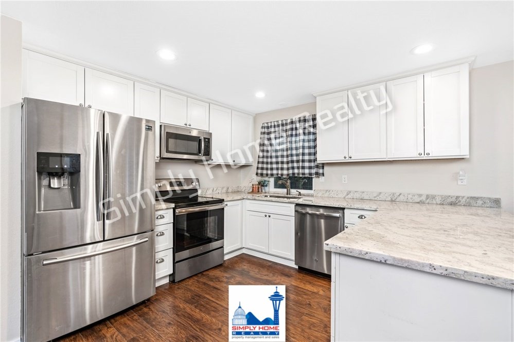 7531 12th Way NE property image