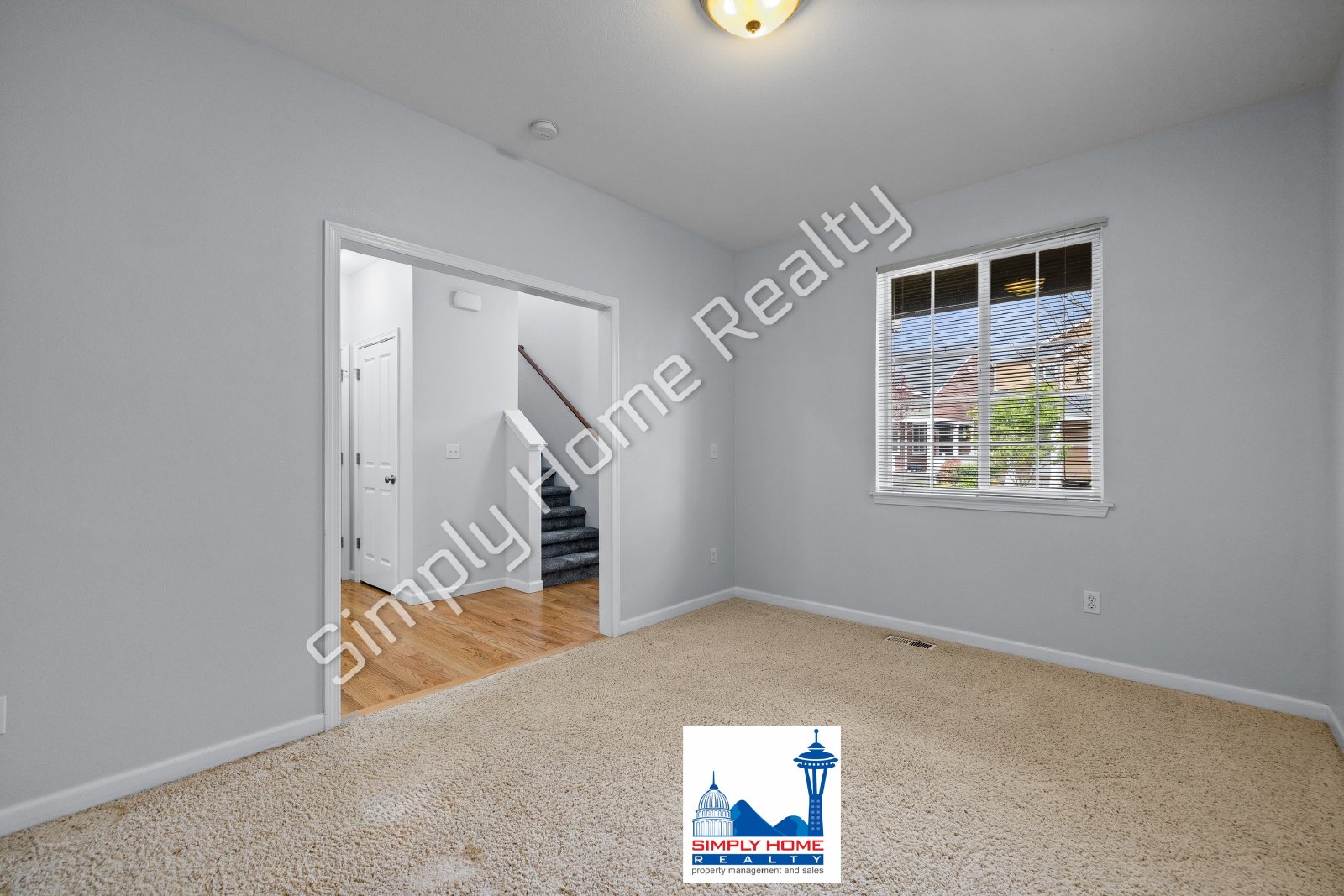 7605 Kodiak Ave NE property image