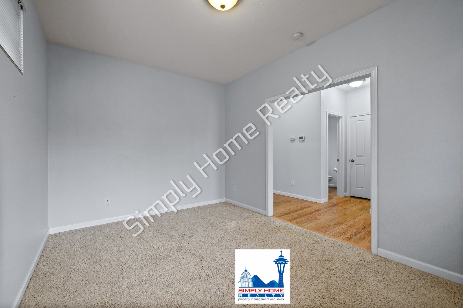 7605 Kodiak Ave NE property image