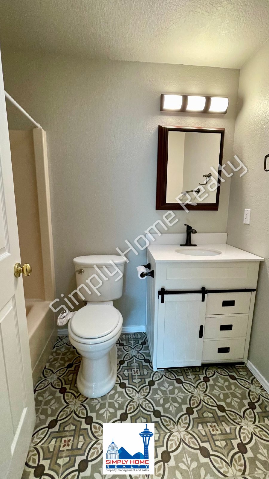 5520 61st AVE SE property image