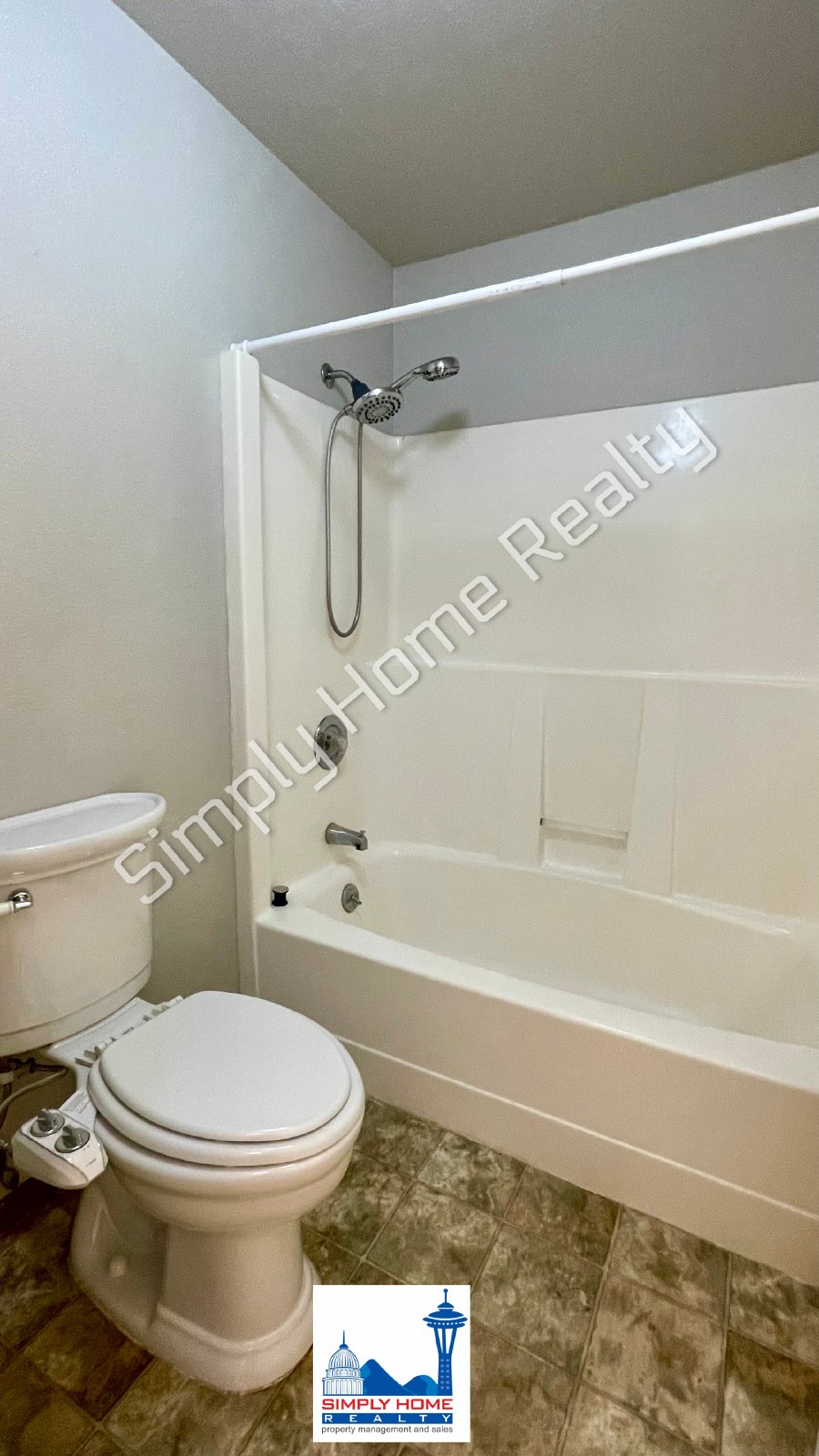 5520 61st AVE SE property image