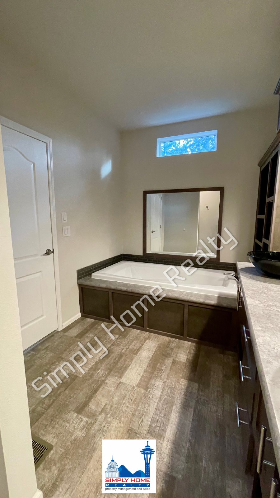 7030 Steamboat Island Rd property image