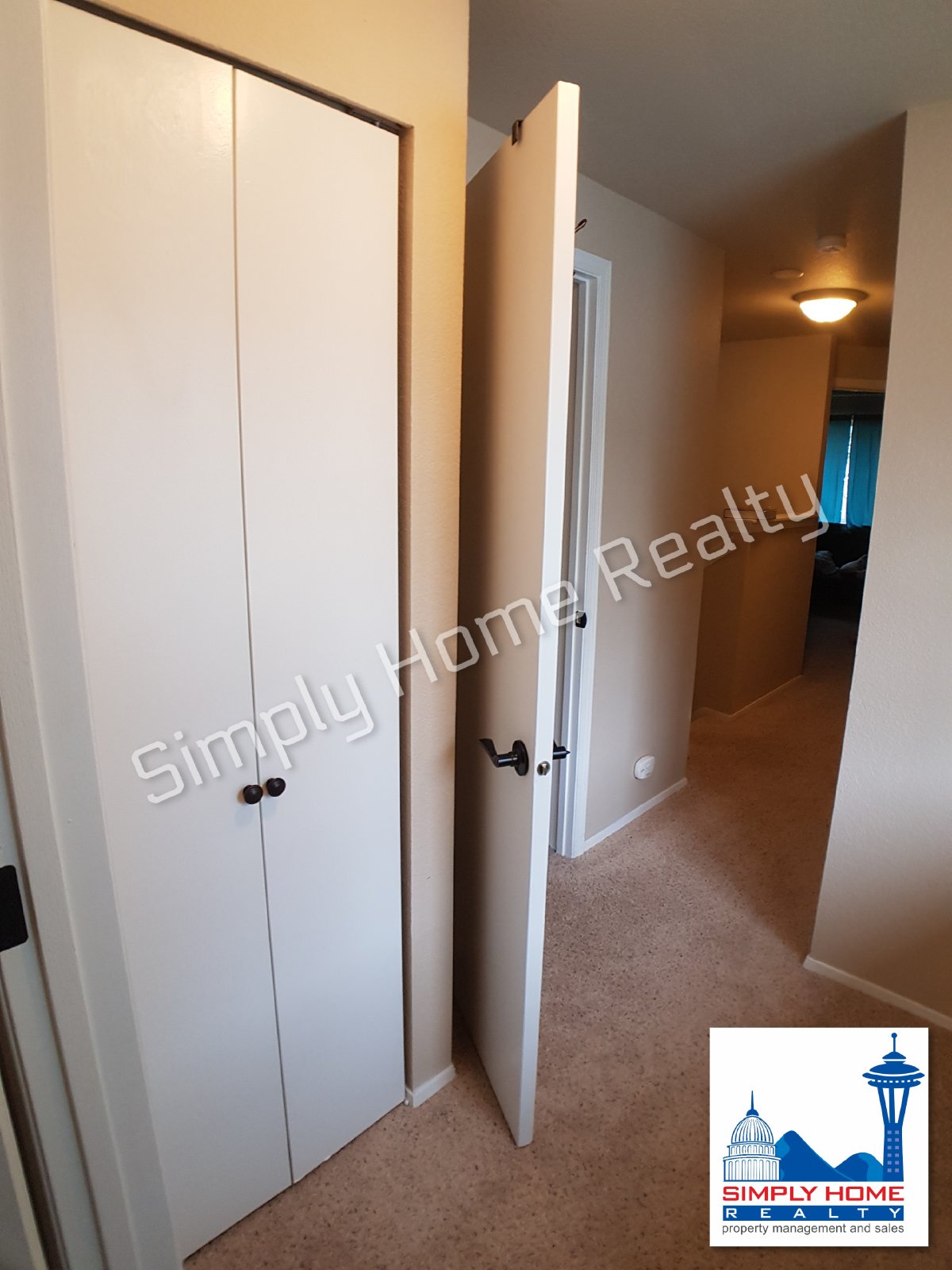 612 Malibu Dr SE property image