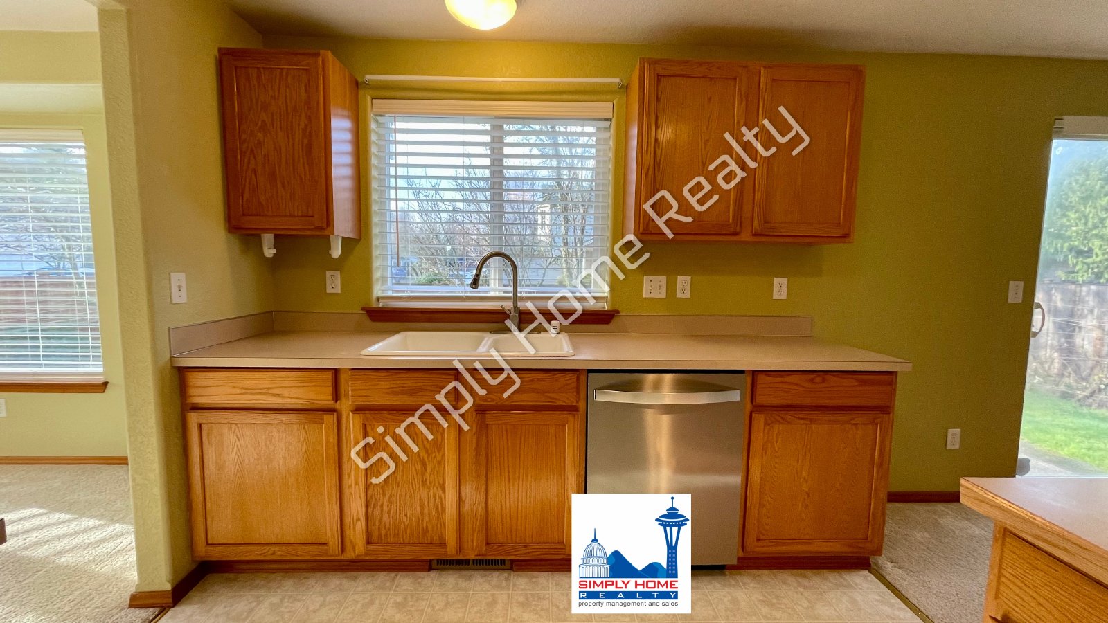 5049 Siskiyou St SE property image