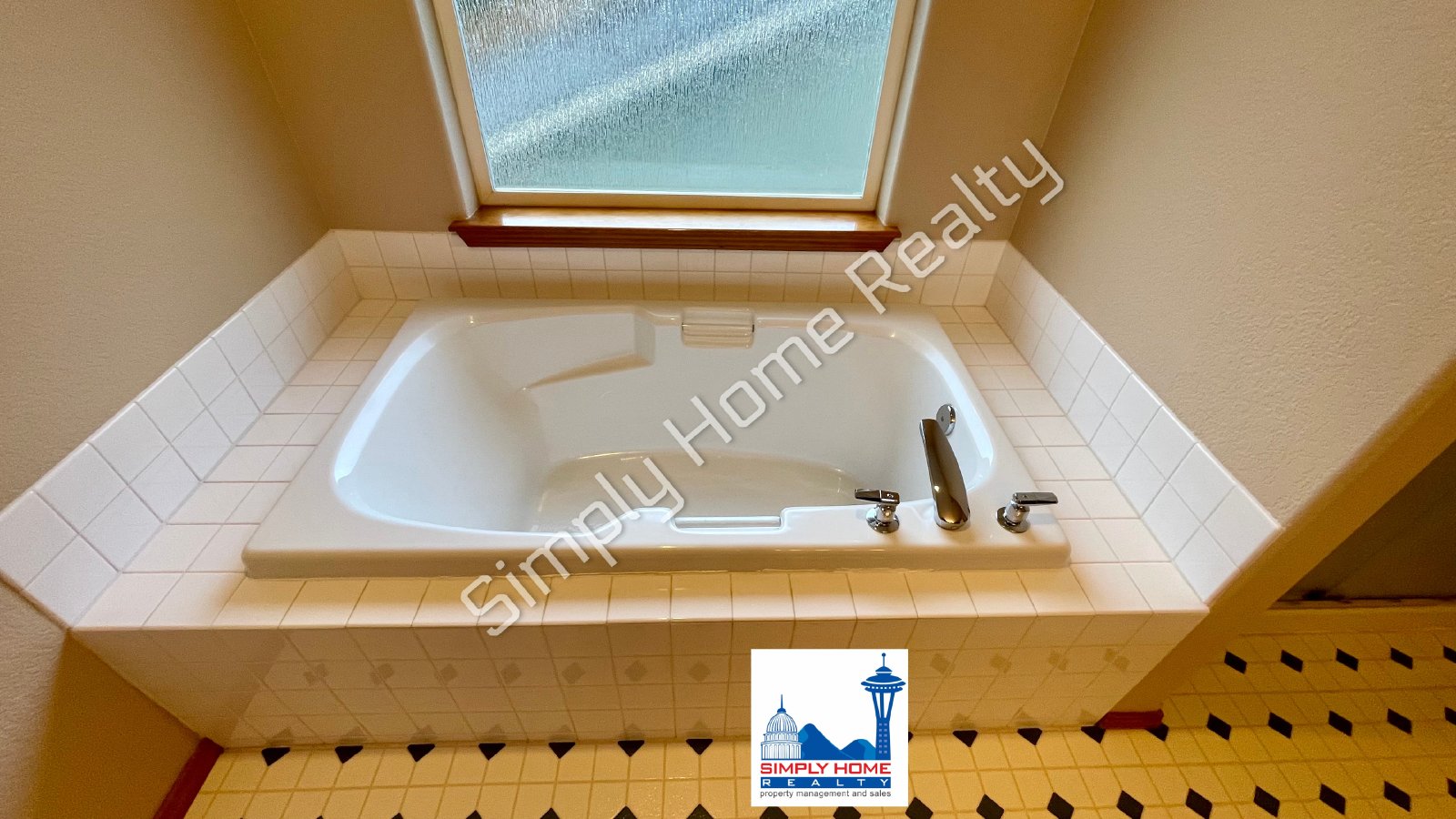 5049 Siskiyou St SE property image