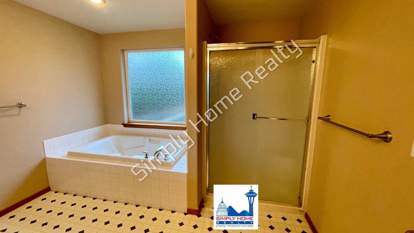 5049 Siskiyou St SE property image