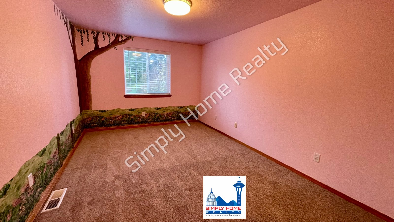 5049 Siskiyou St SE property image