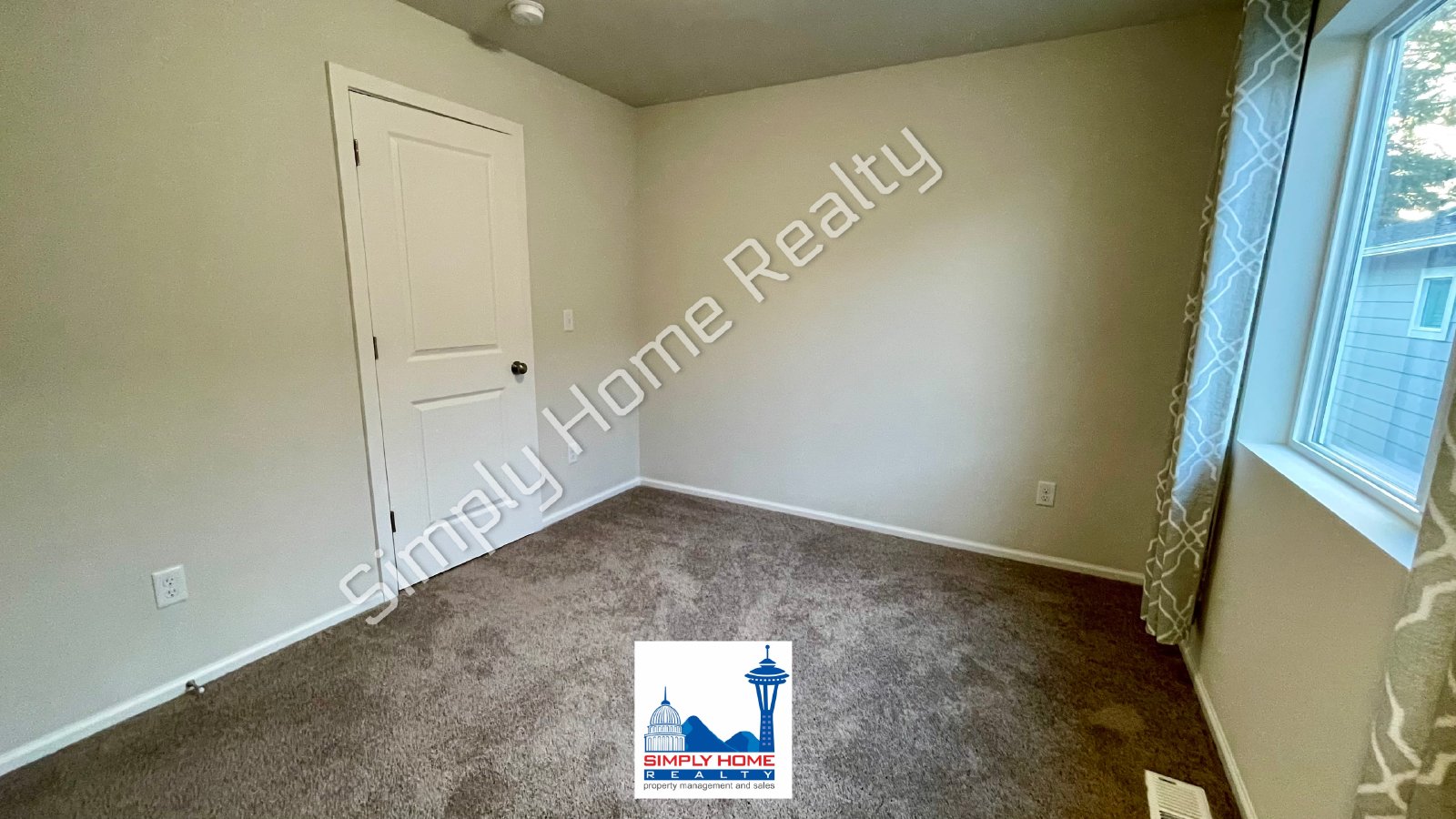 2716 Mayes Rd SE property image