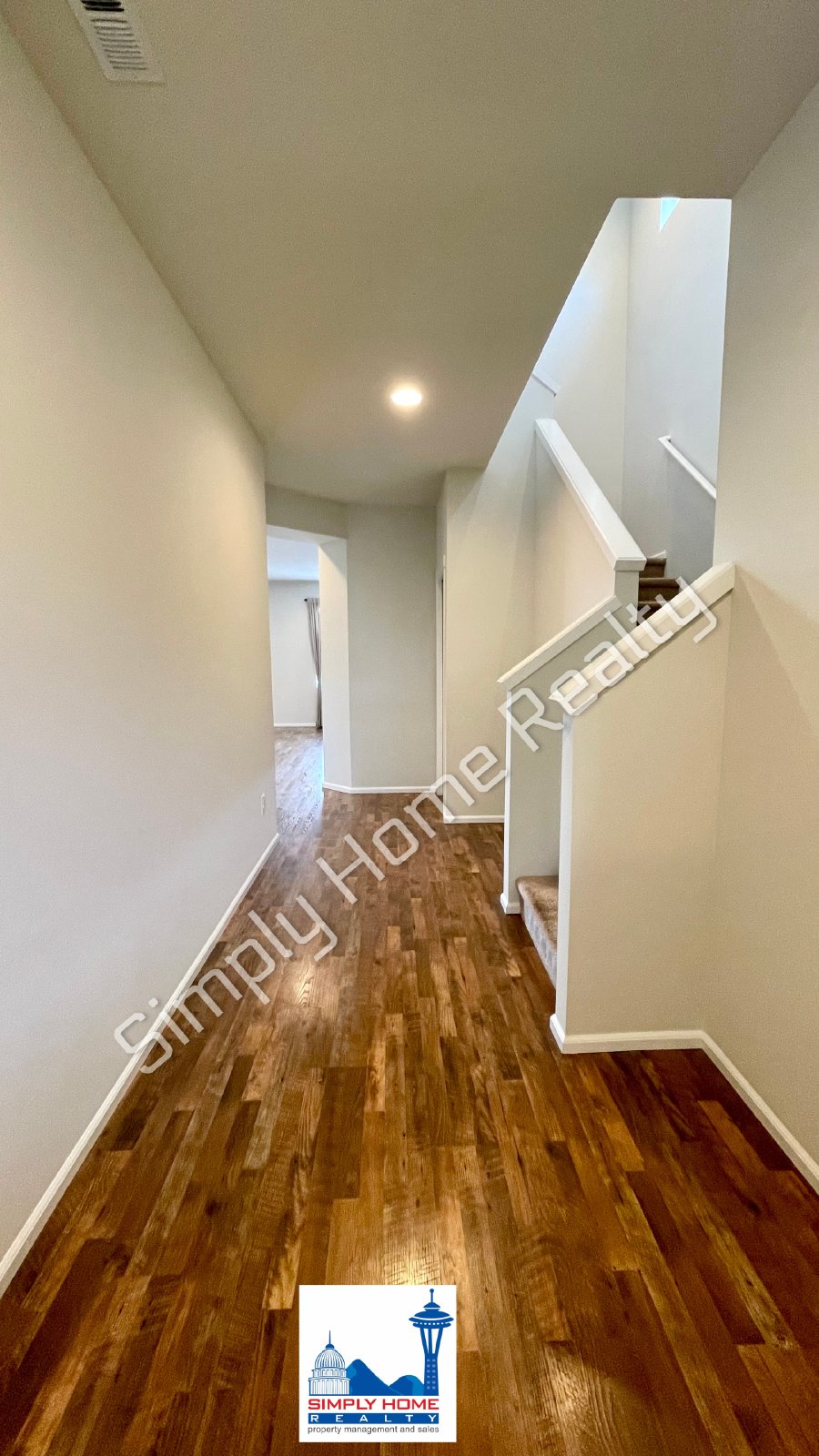 2420 BURLWOOD ST NE property image