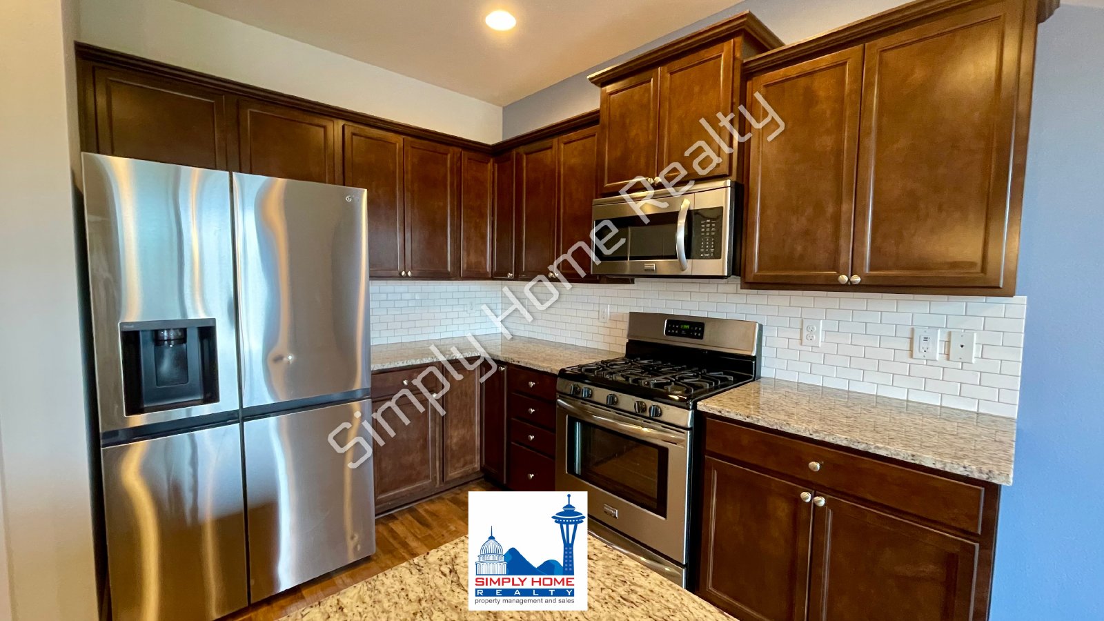 2420 BURLWOOD ST NE property image