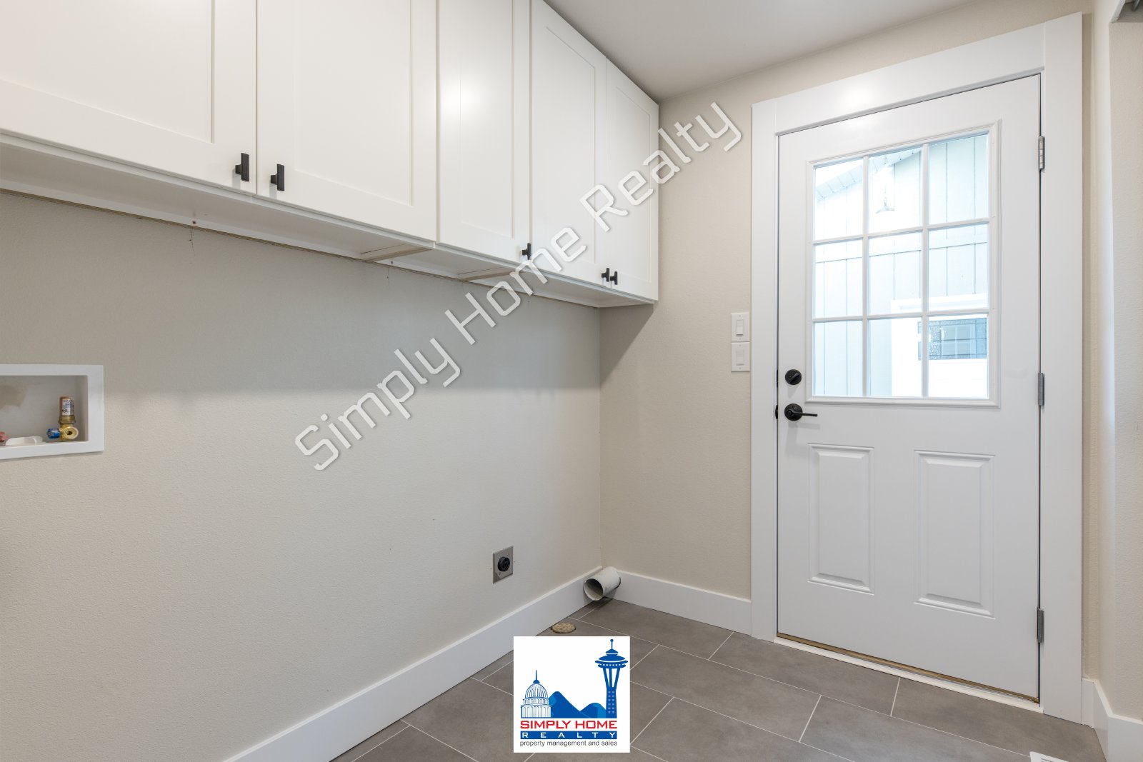 6002 Cotton Dr SE property image