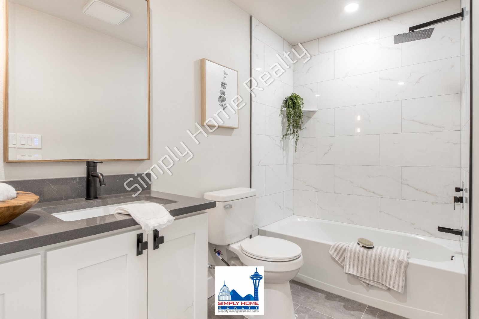 6002 Cotton Dr SE property image