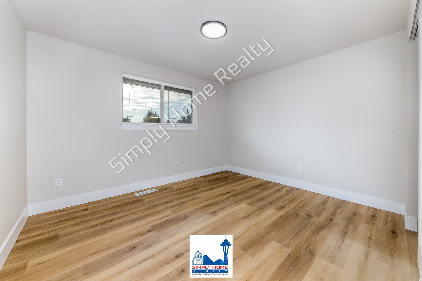 6002 Cotton Dr SE property image