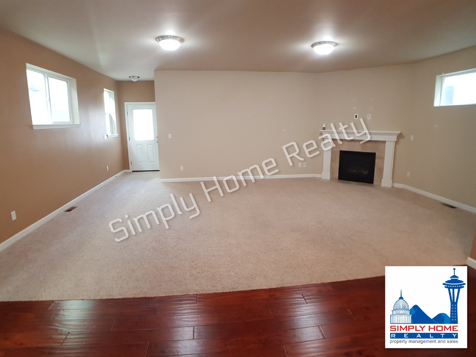 4518 Edgewater Blvd NE property image