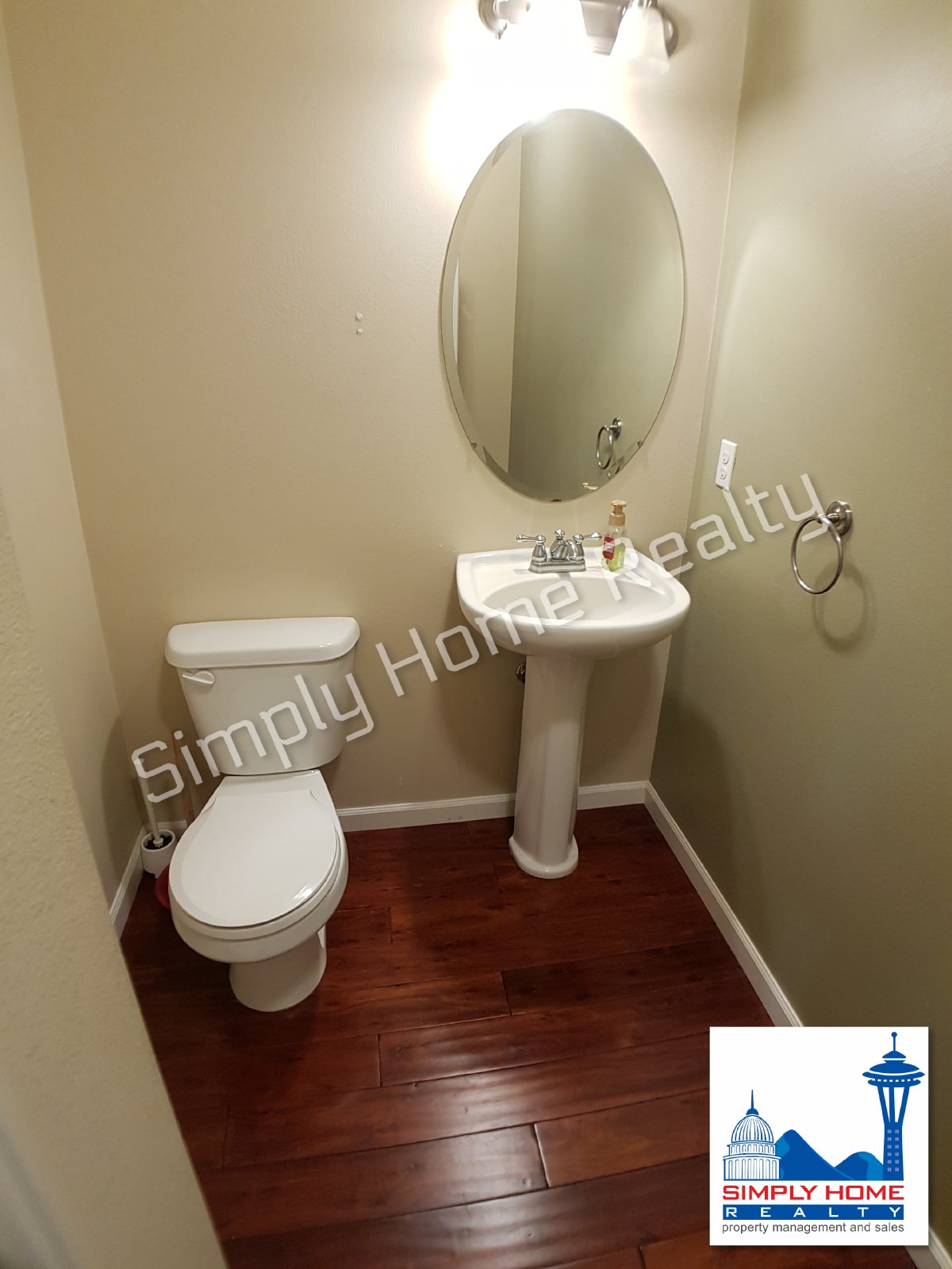 4518 Edgewater Blvd NE property image