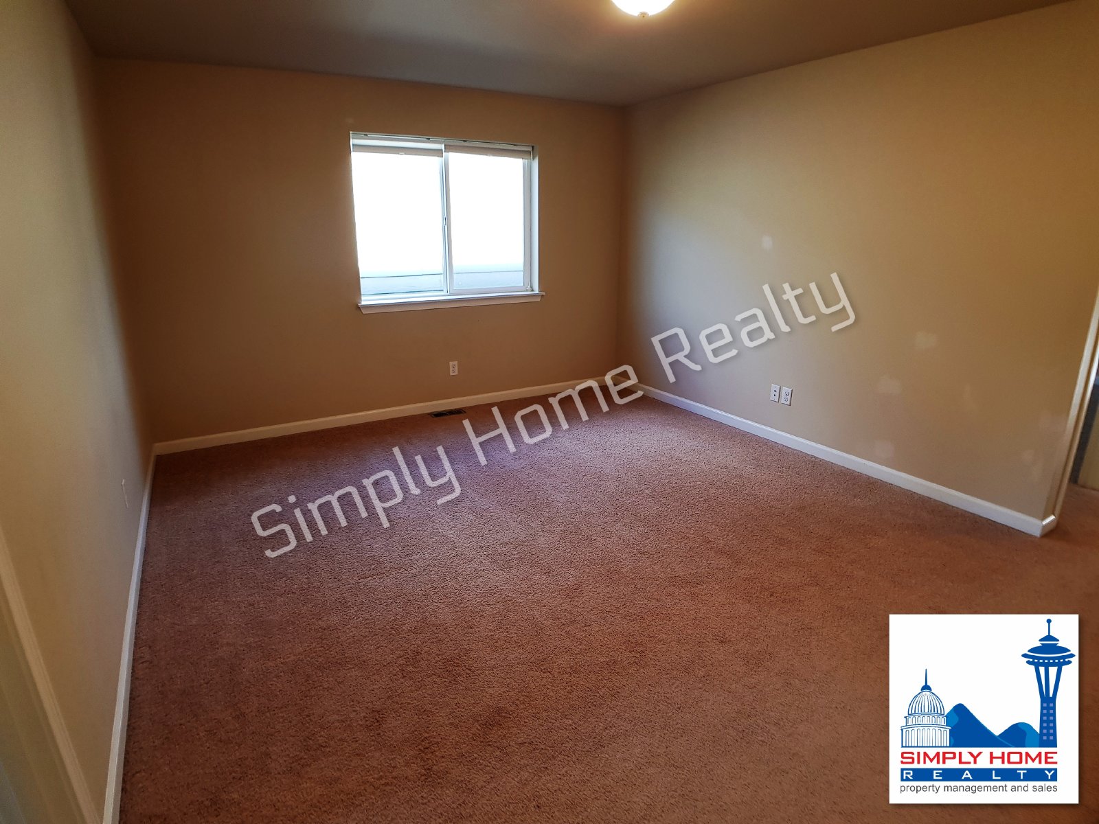 4518 Edgewater Blvd NE property image