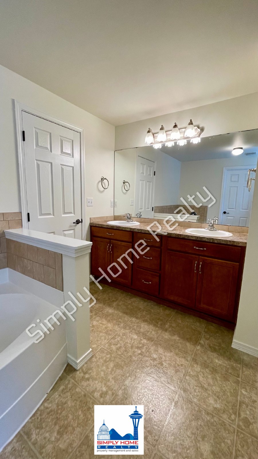 6546 36th Ln SE property image