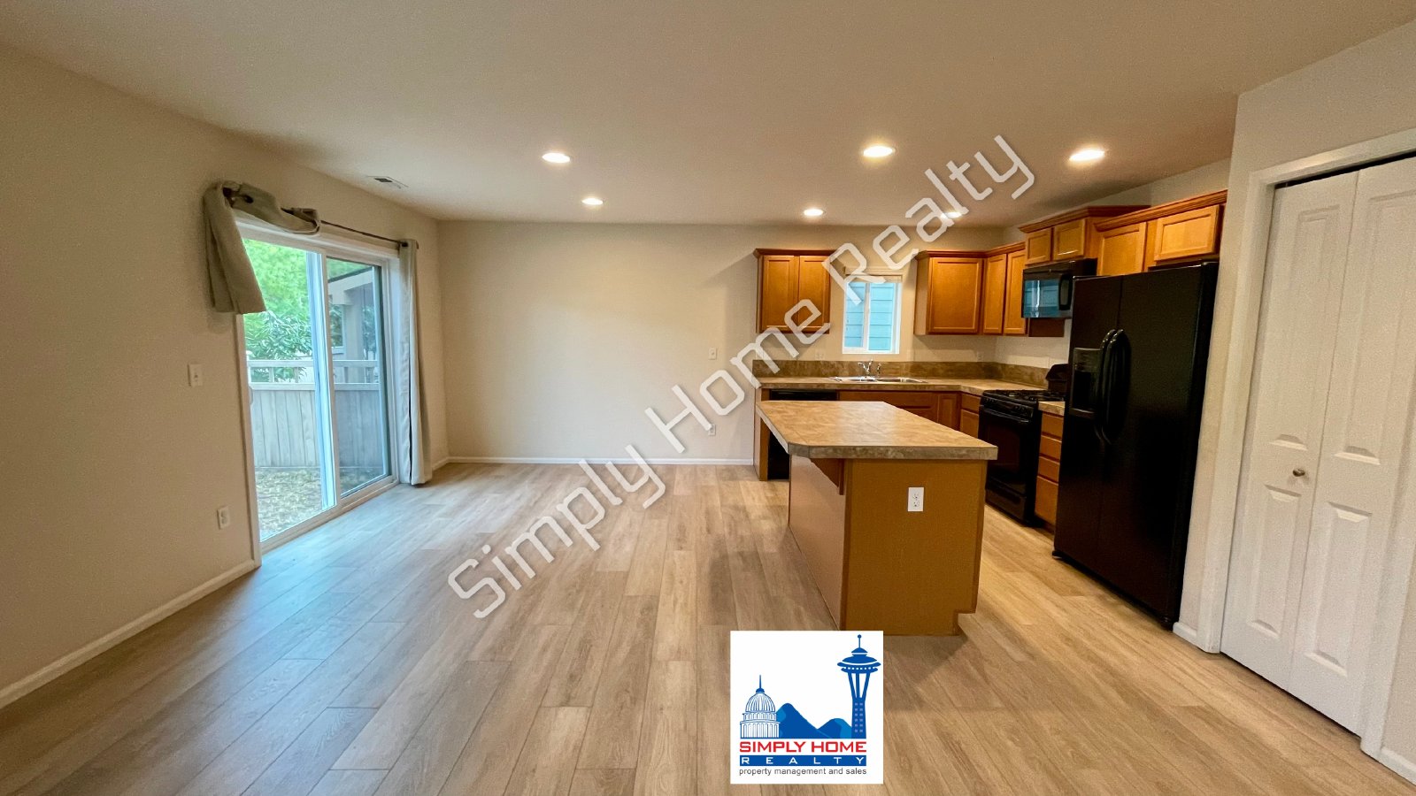 4 Bedroom Corner Lot property image