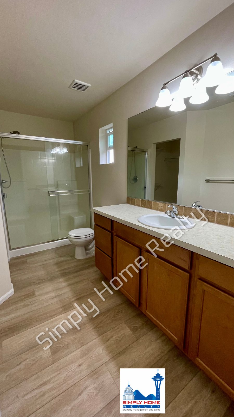 4 Bedroom Corner Lot property image