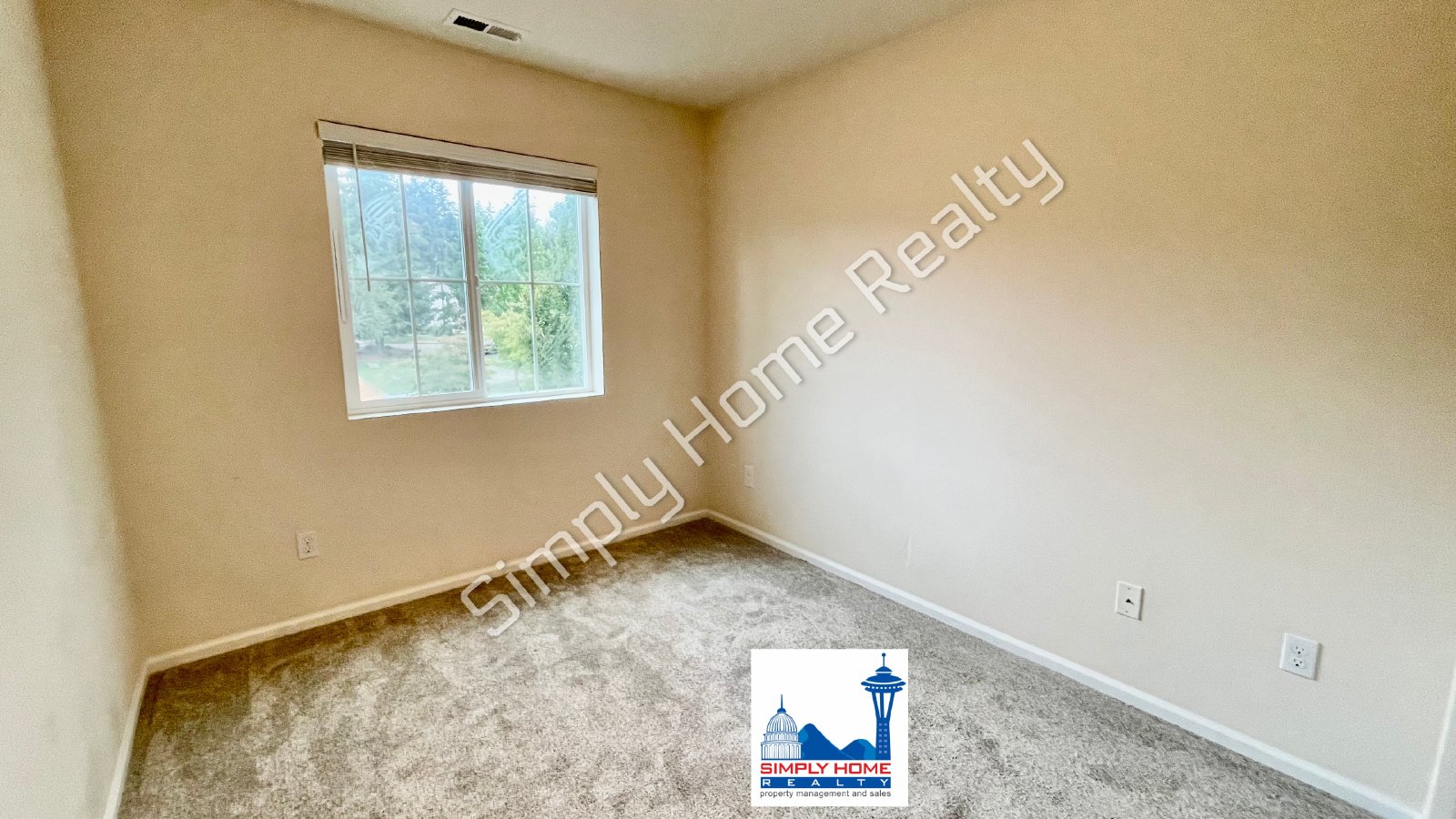 4 Bedroom Corner Lot property image
