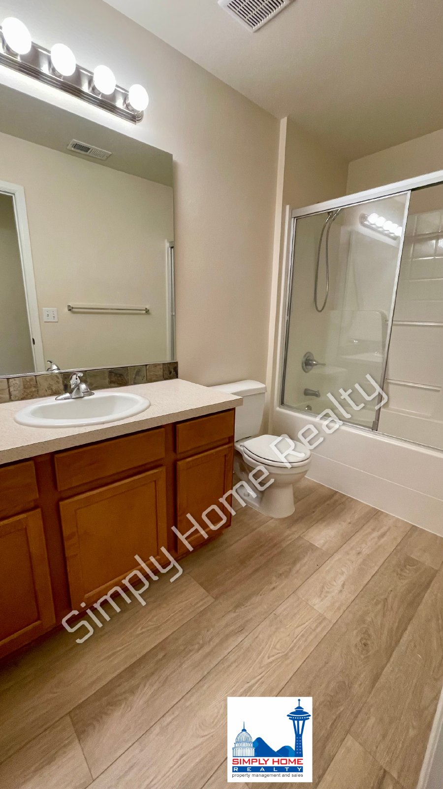 4 Bedroom Corner Lot property image