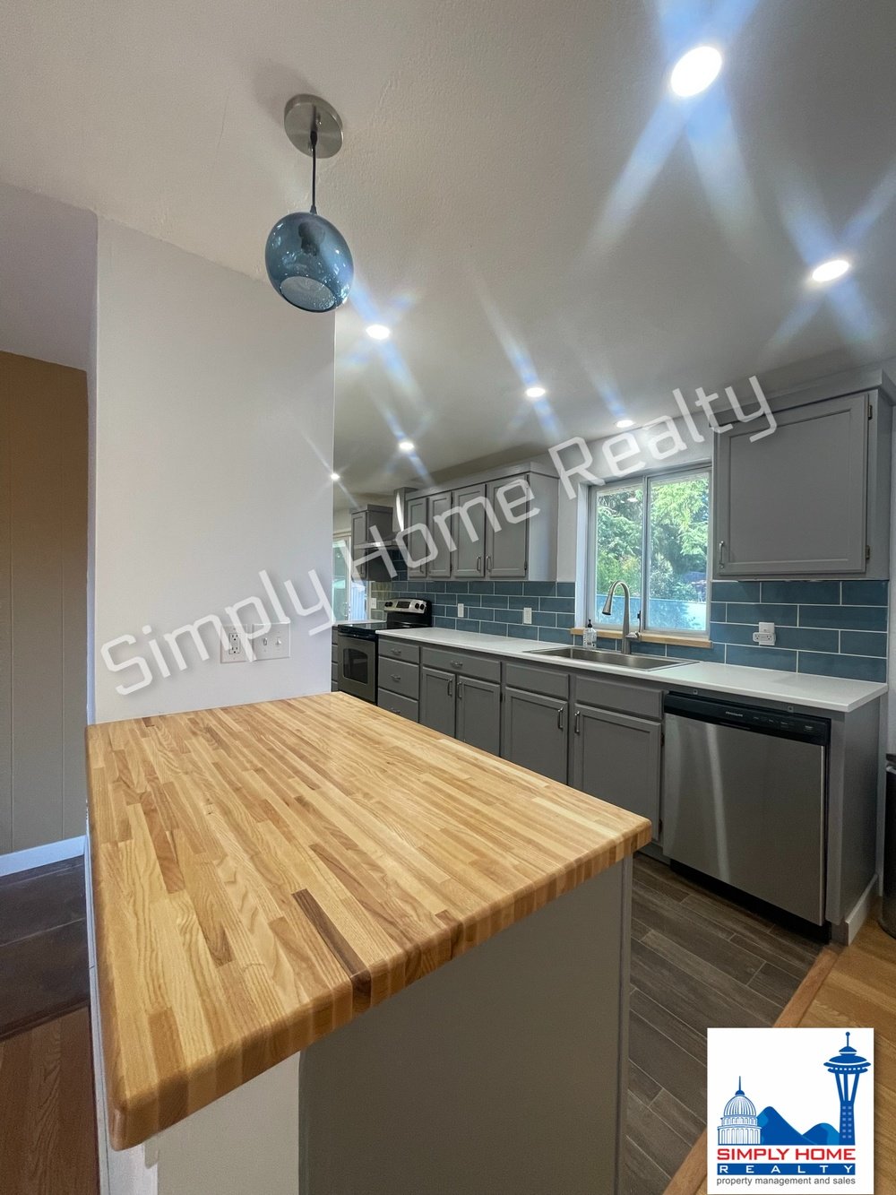 7808 Pamela Ct SE property image