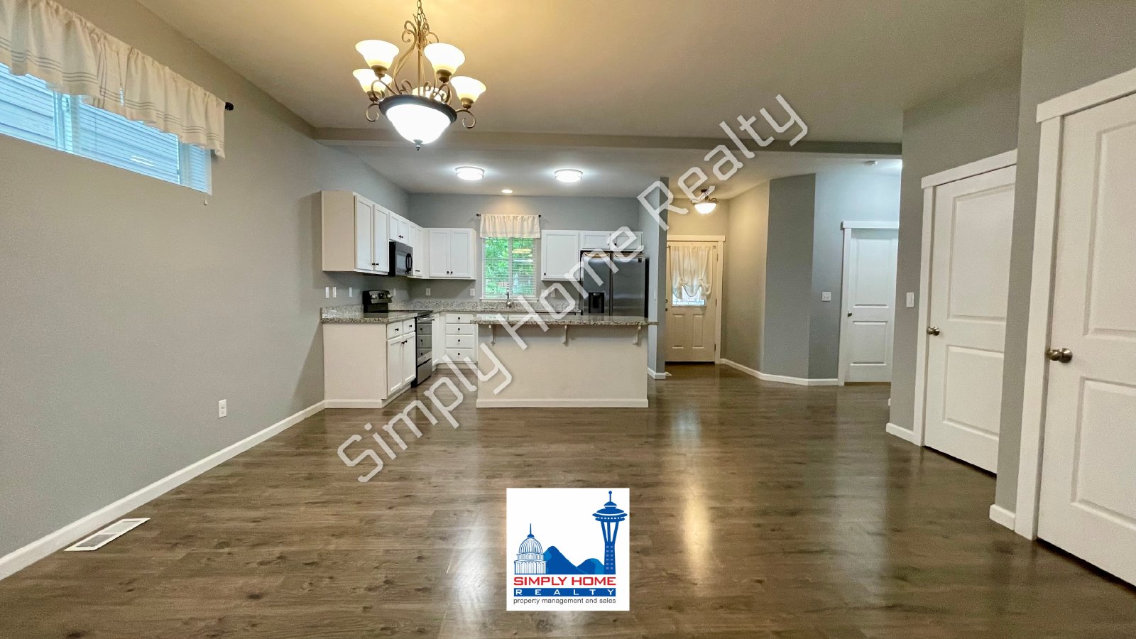 4520 Freemont St NE property image