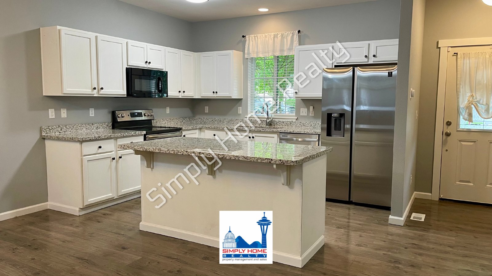 4520 Freemont St NE property image