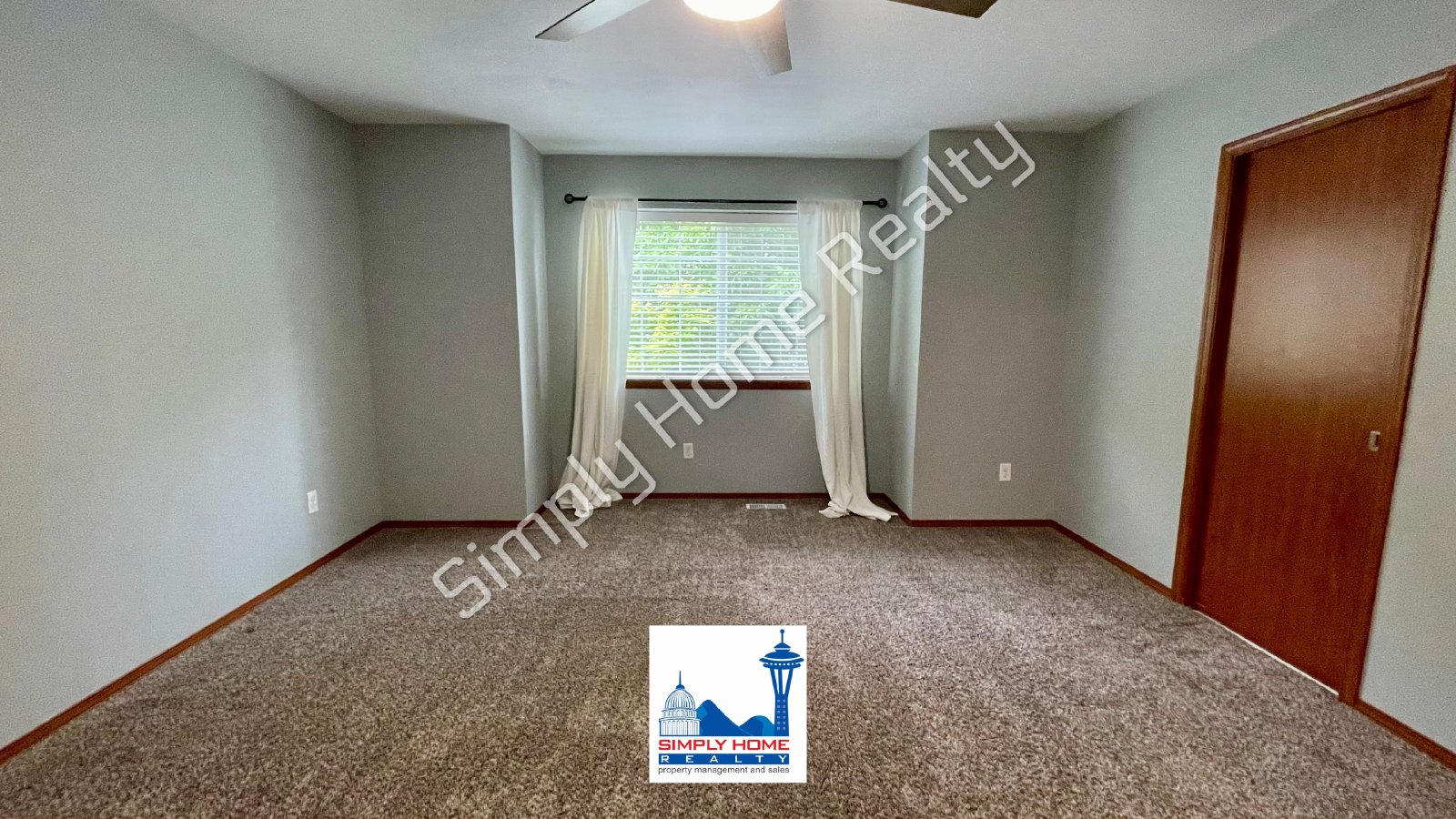 4520 Freemont St NE property image