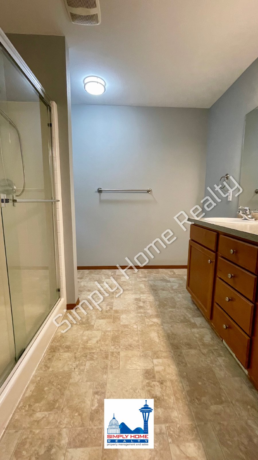4520 Freemont St NE property image