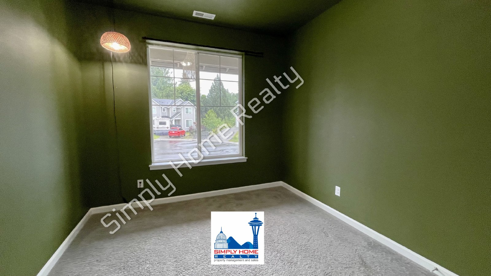 6653 Percy Ln SE property image