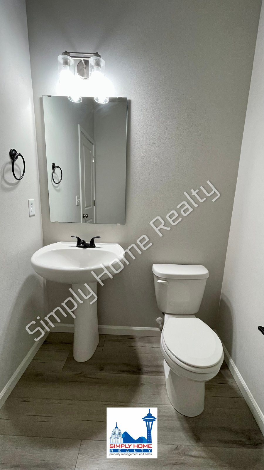 6653 Percy Ln SE property image