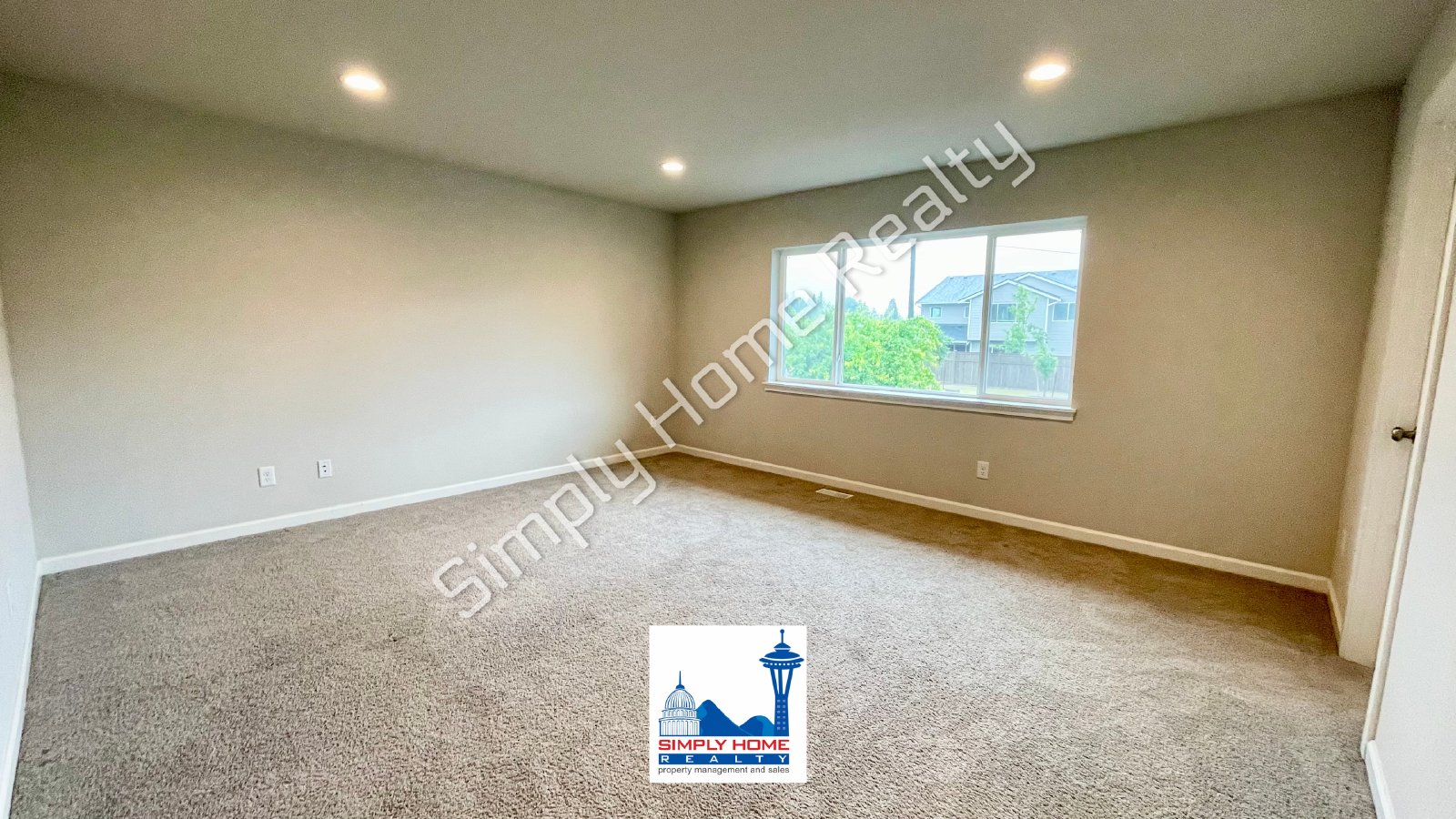 6653 Percy Ln SE property image