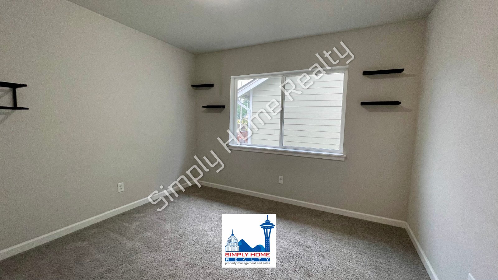 6653 Percy Ln SE property image