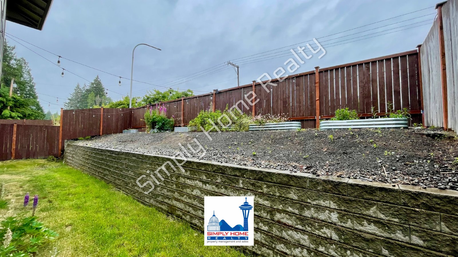 6653 Percy Ln SE property image