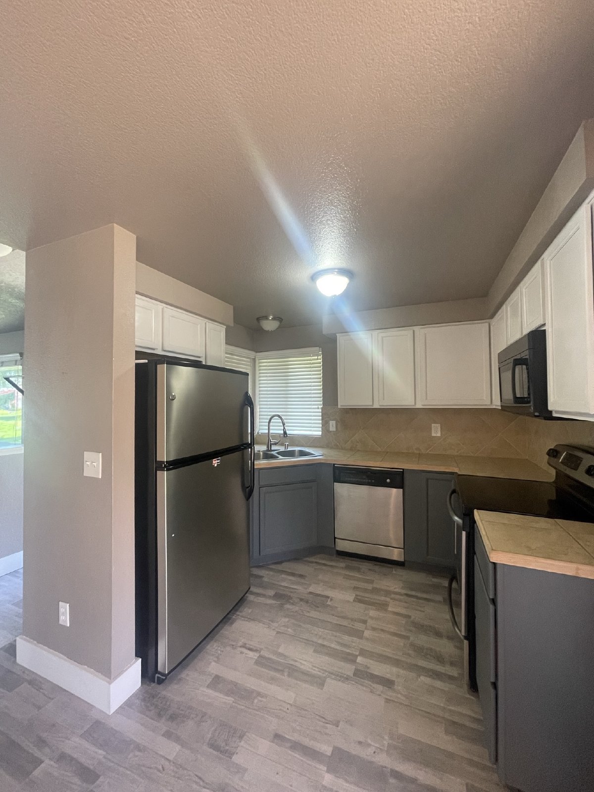 649 Bavarian Ln SE property image