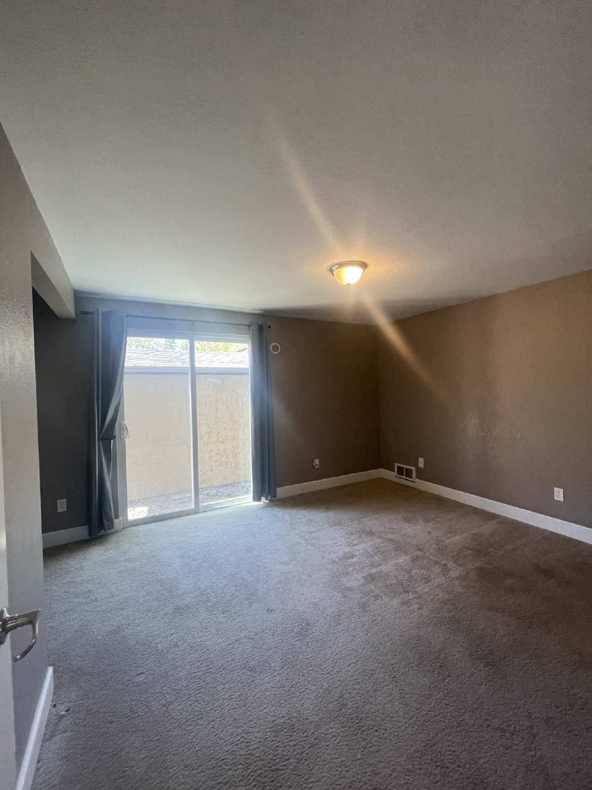 649 Bavarian Ln SE property image