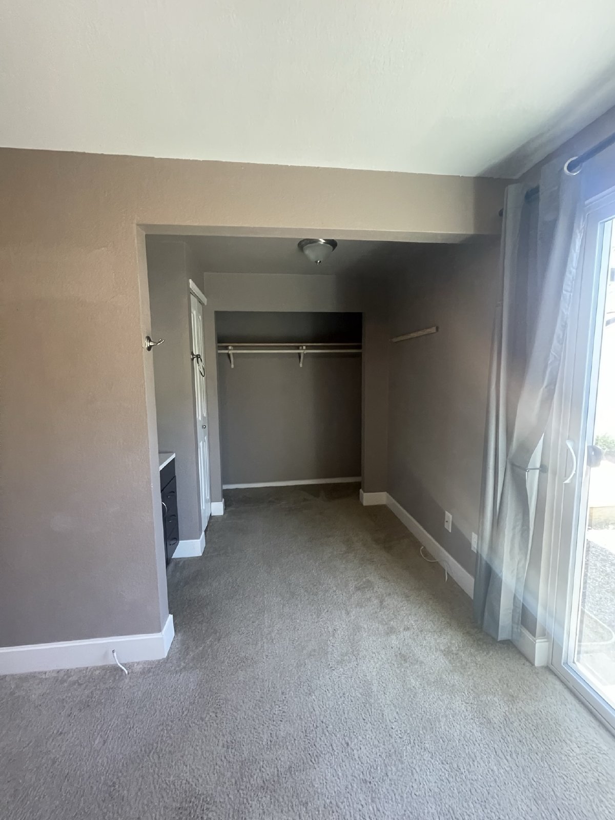 649 Bavarian Ln SE property image