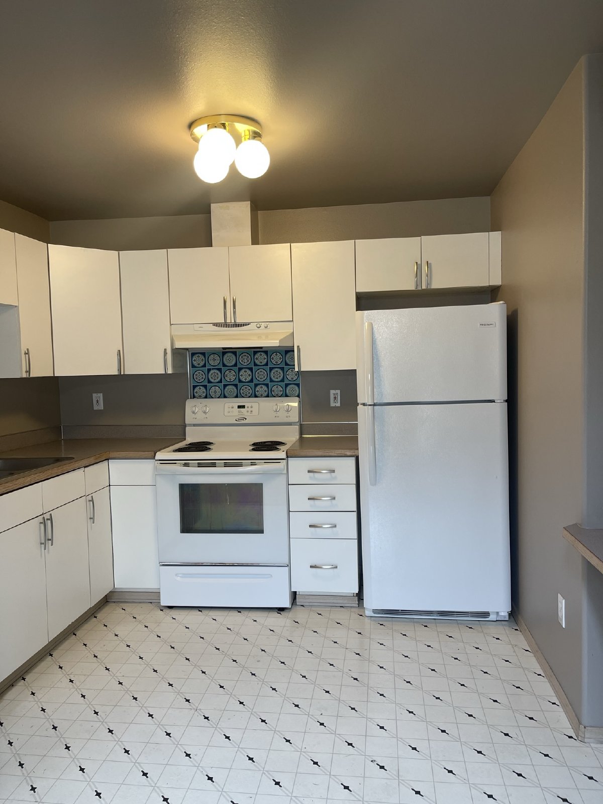 9031 Steilacoom Rd SE, Unit B property image