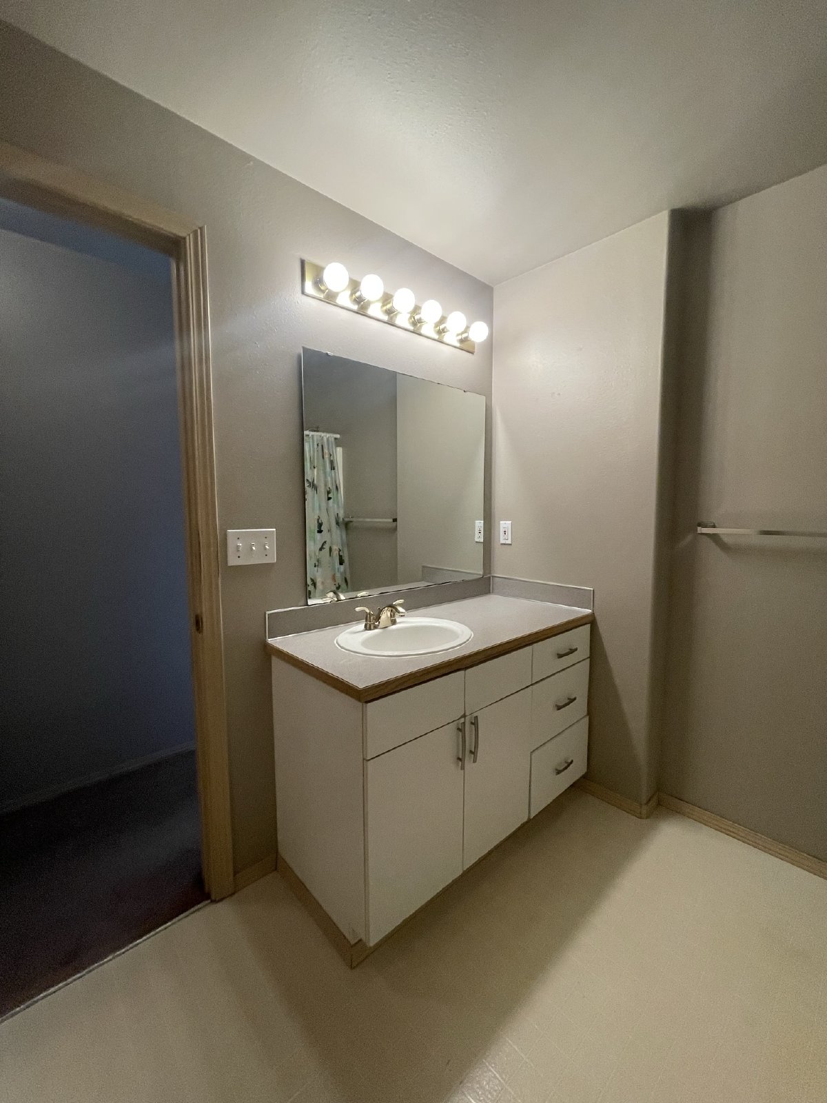 9031 Steilacoom Rd SE, Unit B property image