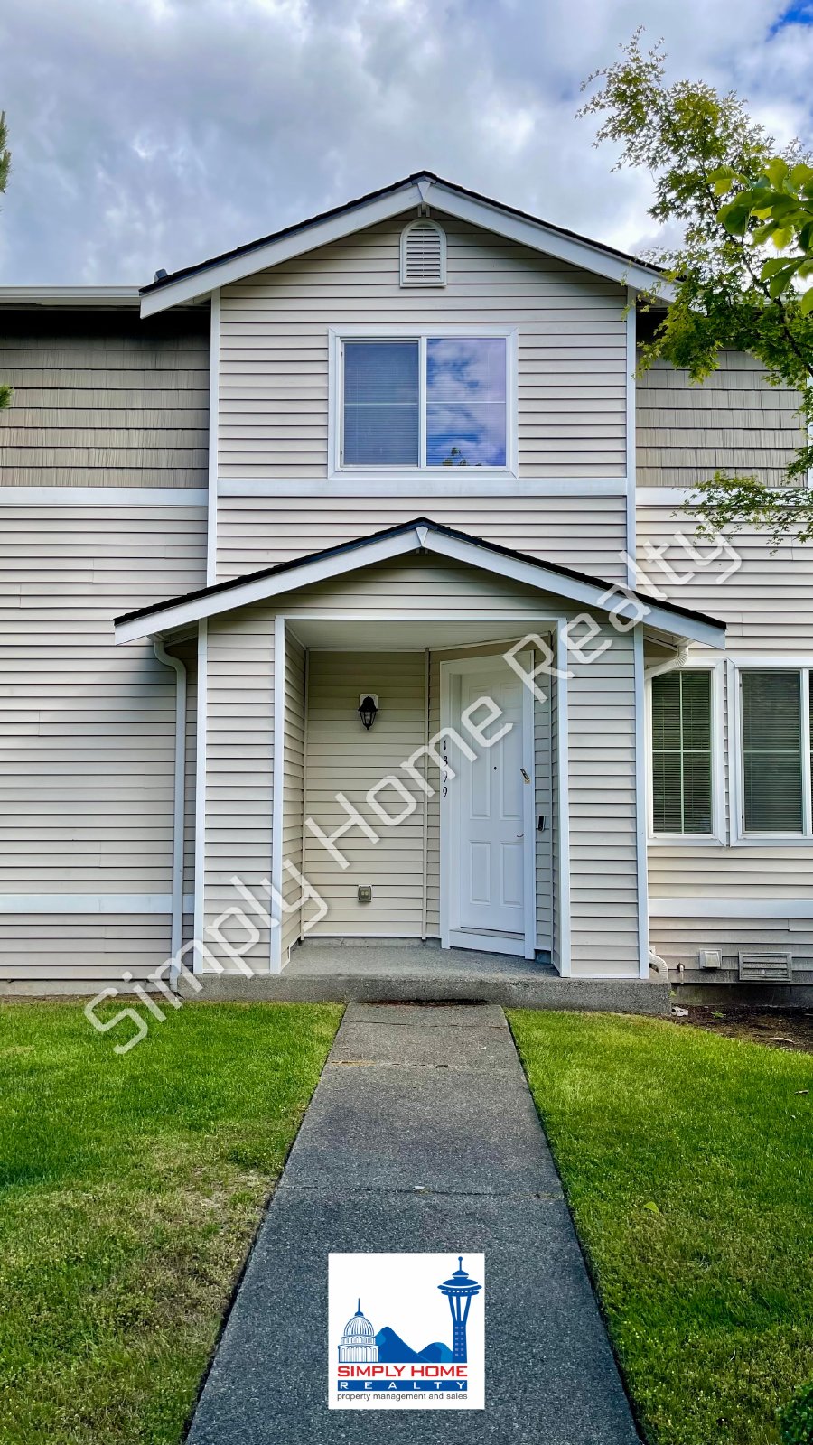 1399 Hudson St property image