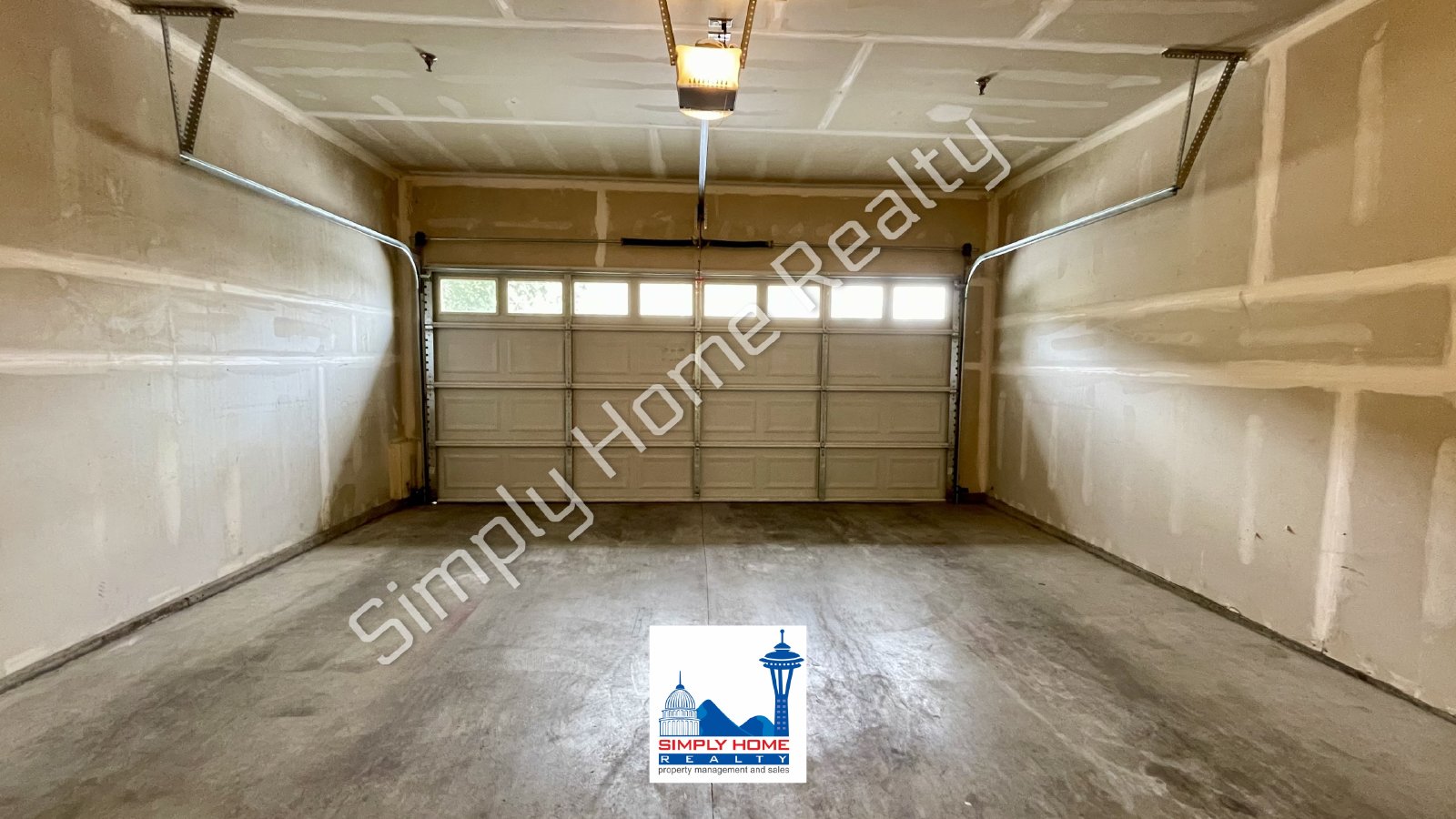 1399 Hudson St property image