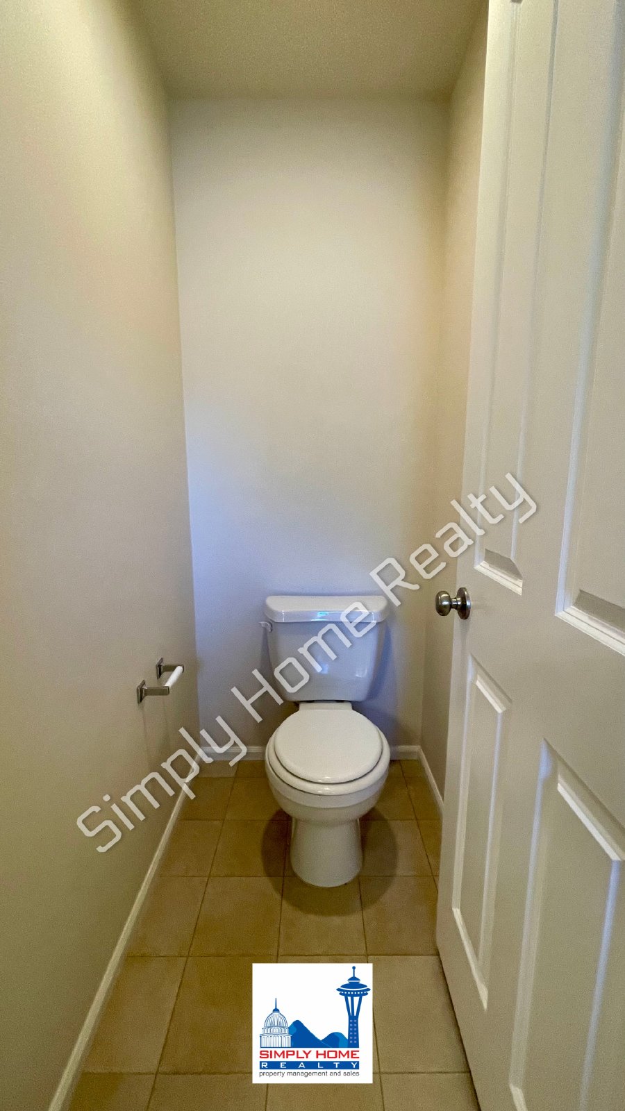 8715 Madrid St NE property image
