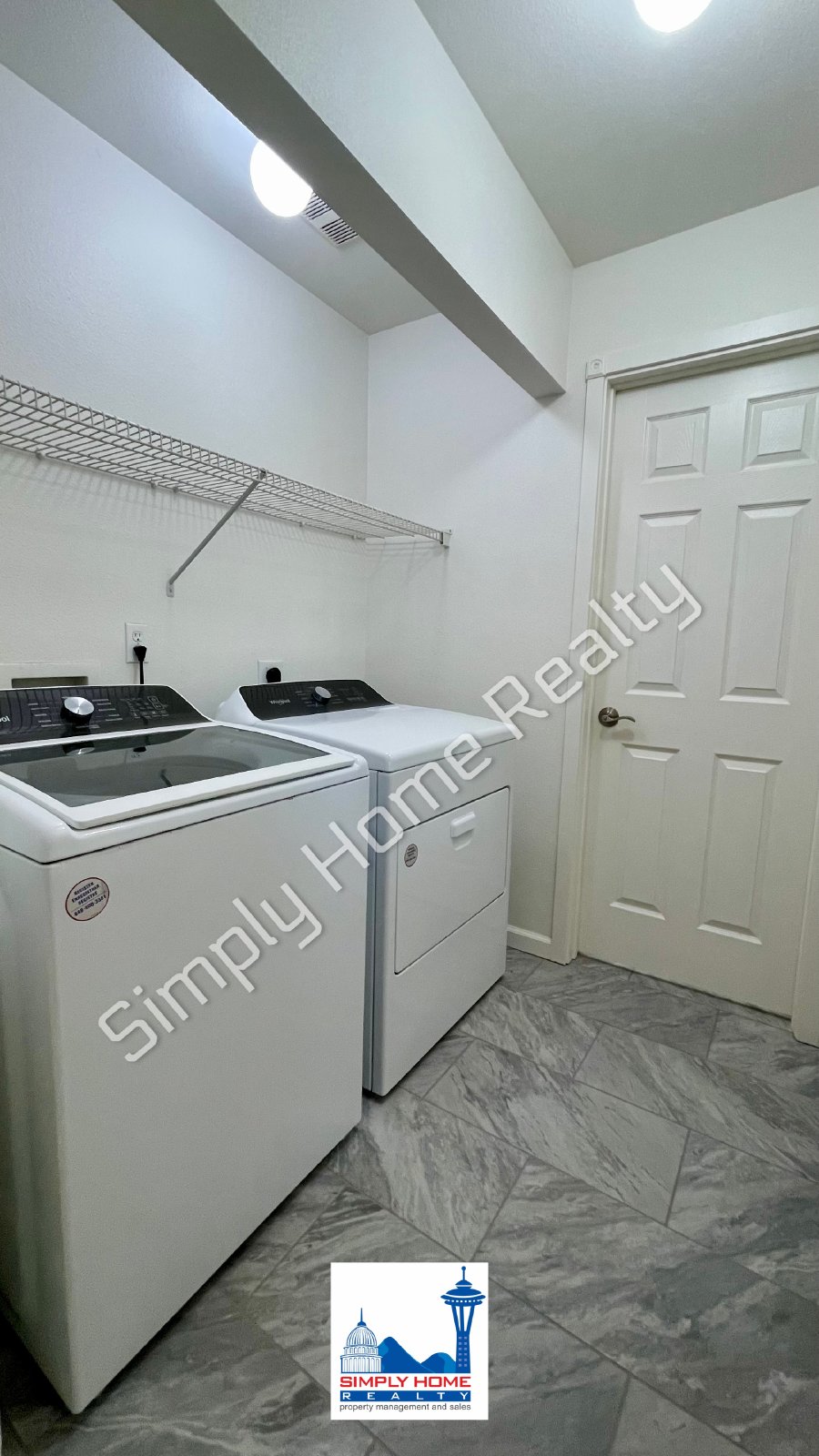 6733 Steamer Dr SE property image
