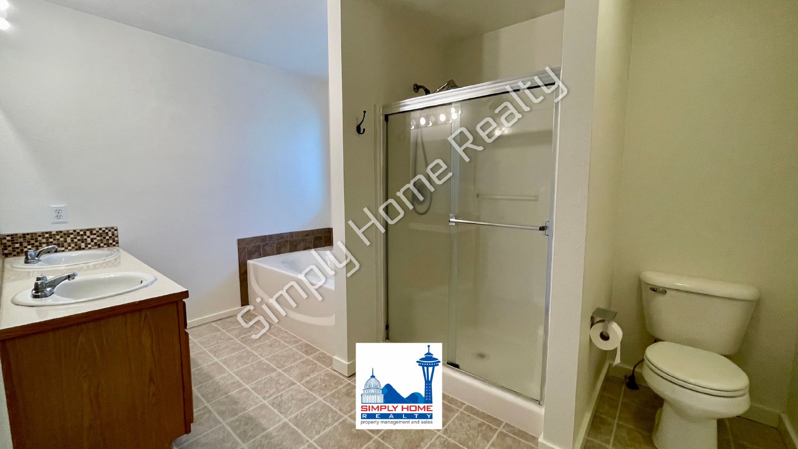 6733 Steamer Dr SE property image