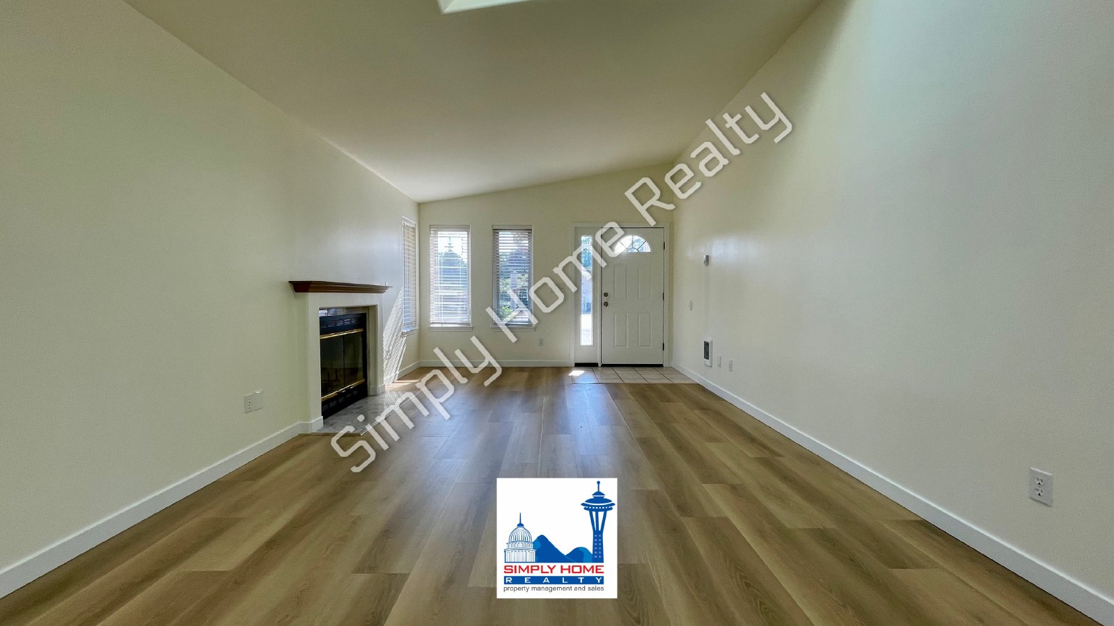 MOVE-IN READY LUXURY RENTAL property image