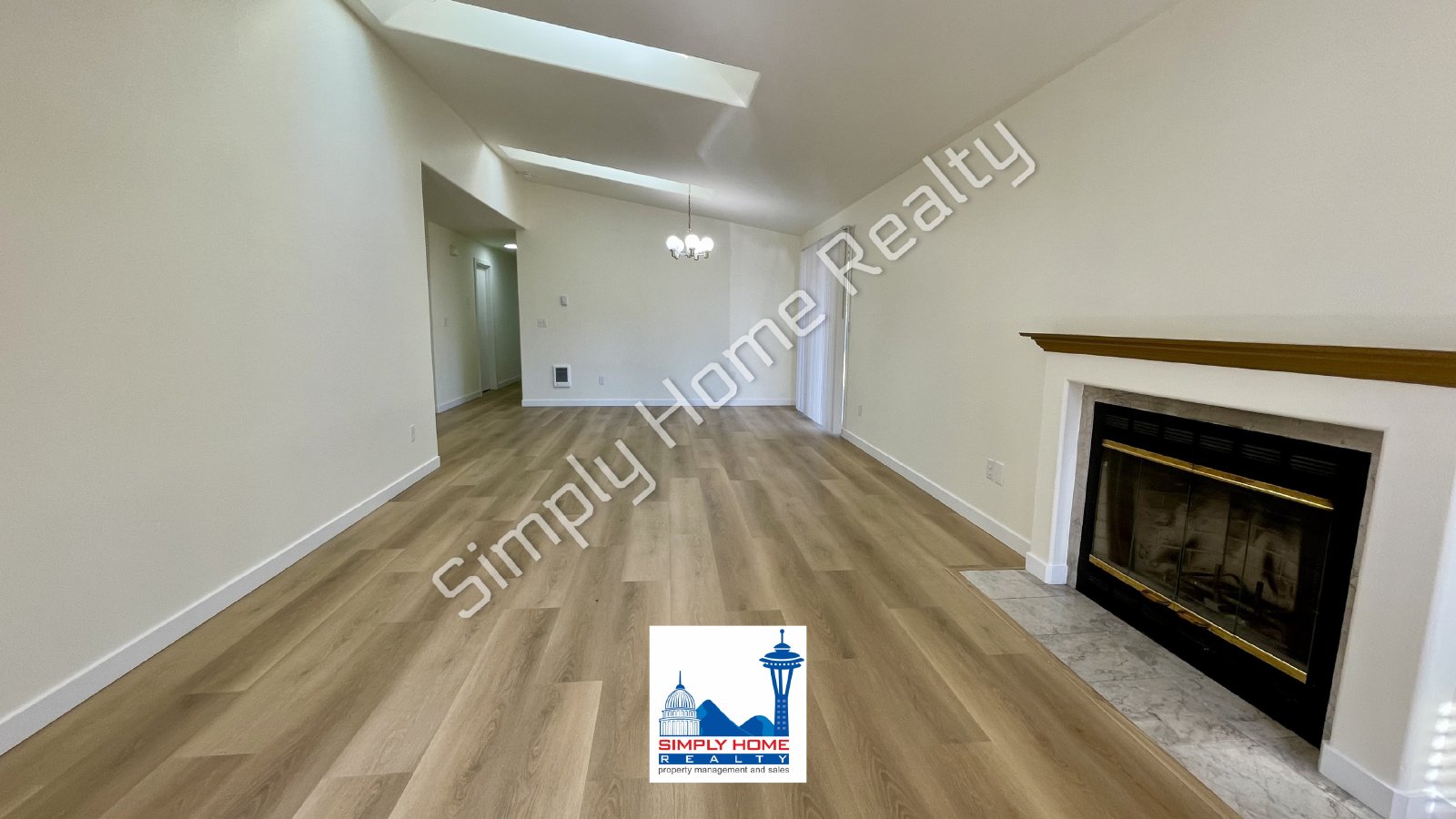 MOVE-IN READY LUXURY RENTAL property image