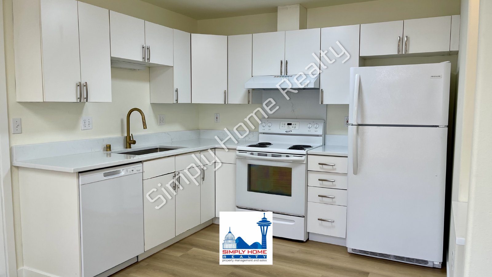 MOVE-IN READY LUXURY RENTAL property image