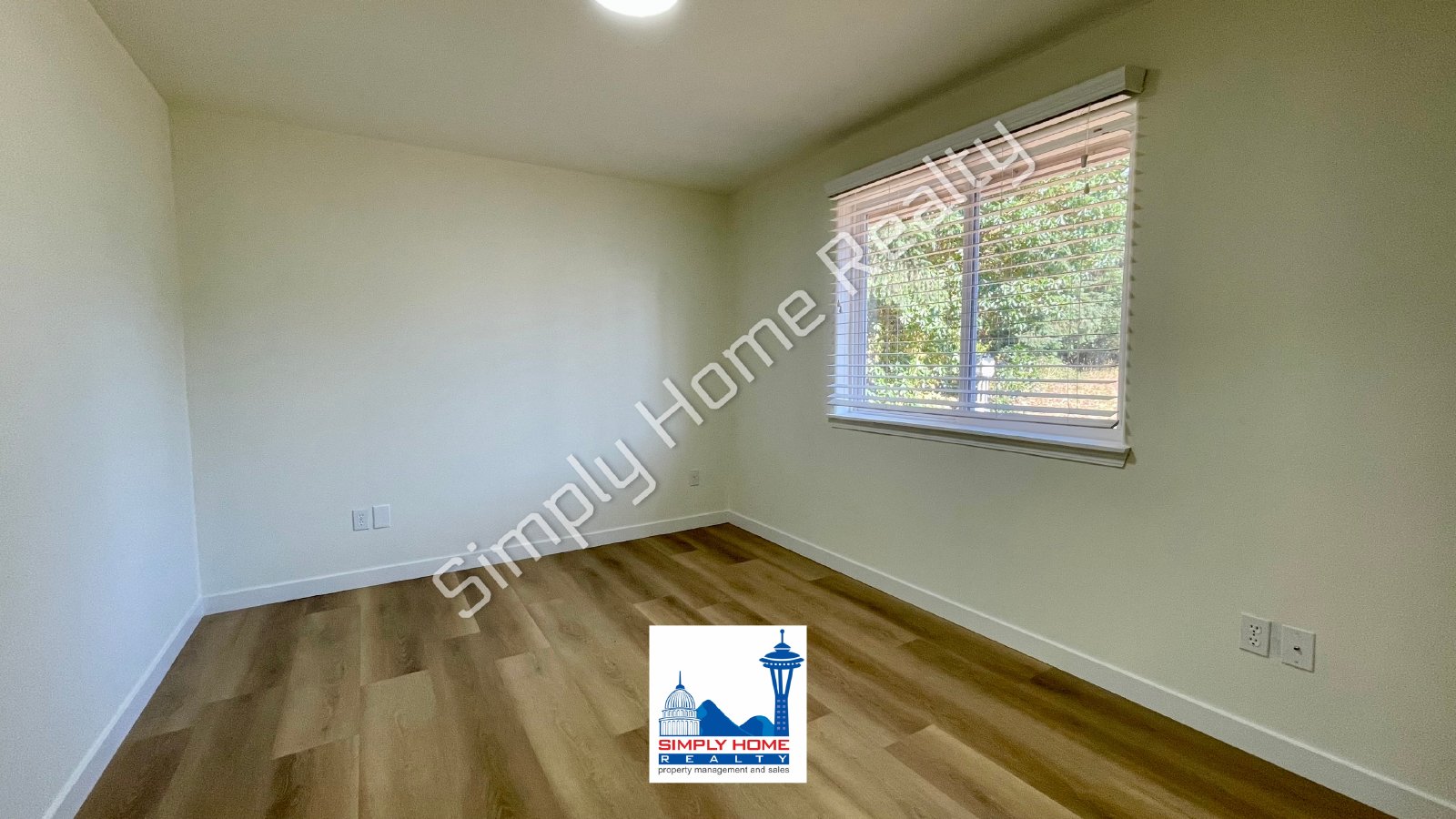 MOVE-IN READY LUXURY RENTAL property image